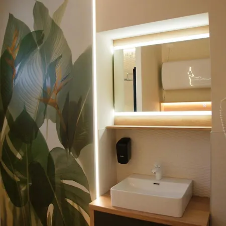 Solaris Platan House * Cserkeszolo