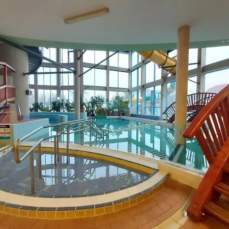 Solaris Platan House *